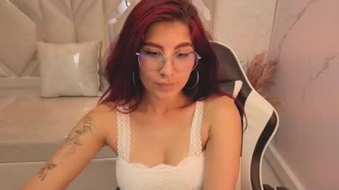 Emily  tp 700am - 1400pm online show from 02.16.26