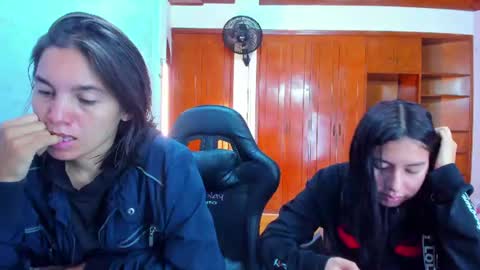 Snapshot of emily_and_soffy chatting on 07.16.26 Emily and Soffy online show from 07.16.26