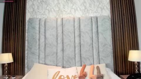 Snapshot of emily_arias19 chatting on 10.25.25 emily_arias19 online show from 10.25.25