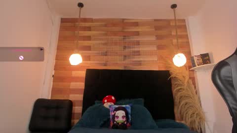 emily_brown04 online show from 10.07.25