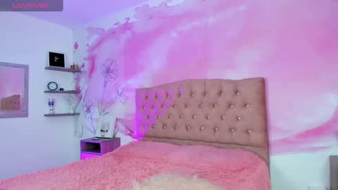 Emily Carter online show from 12.03.24
