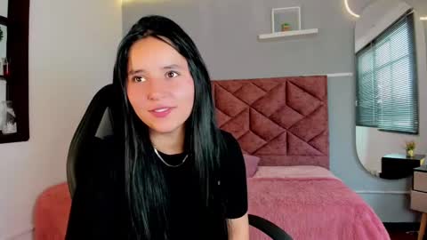 Emily Carter online show from 12.10.24