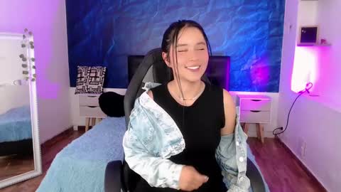Emily Carter online show from 12.14.24