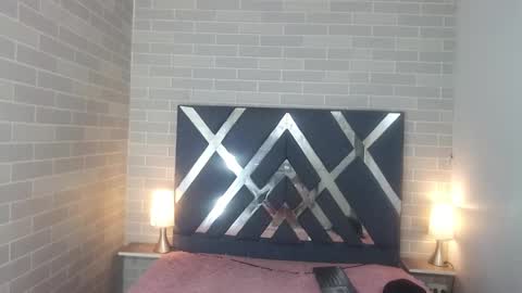 emily_castillo_1 online show from 03.10.25