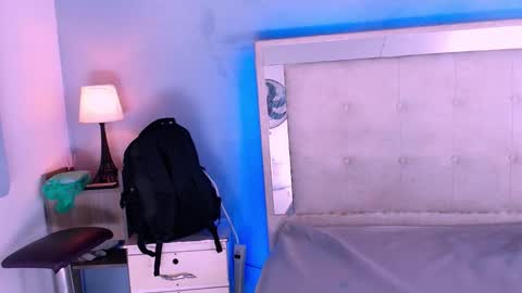 emily_castillo_1 online show from 09.09.25