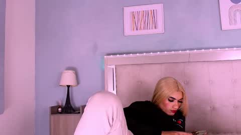 emily_castillo_1 online show from 09.27.25