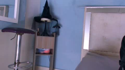 emily_castillo_1 online show from 10.12.25