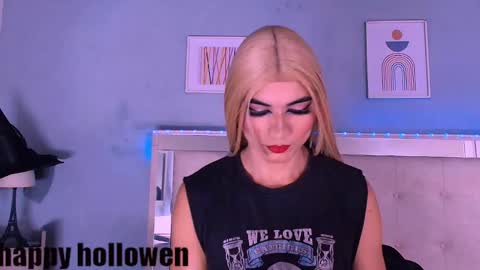 emily_castillo_1 online show from 10.17.25