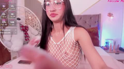 Snapshot of emily_daarell chatting on 12.13.24 M I A online430pm- 930pm online show from 12.13.24