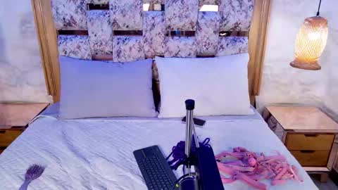 emily_dempsey online show from 05.29.26