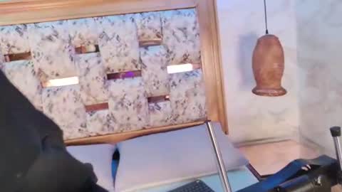 emily_dempsey online show from 07.12.26