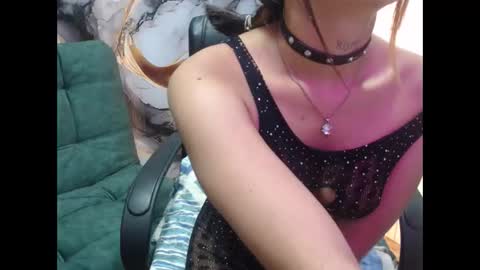 emily fox 3 online show from 02.17.25