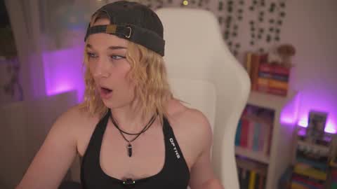 Em -  online show from 12.16.24