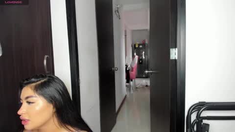 independet model online show from 02.01.25