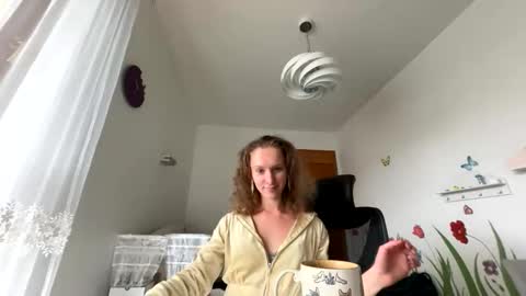 Snapshot of emily_in_parisss chatting on 10.03.25 Emily  online show from 10.03.25