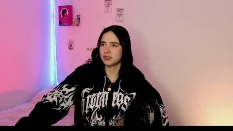 Emily Lindey online show from 05.15.26