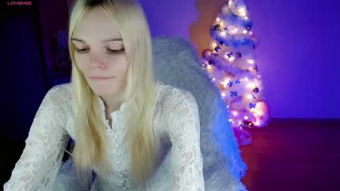 Lia online show from 12.26.24