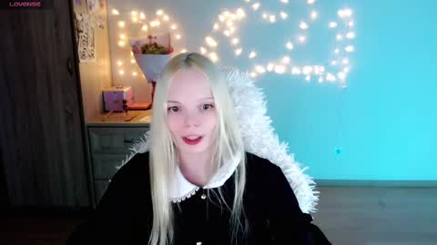 Lia online show from 03.04.25
