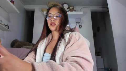 emily_palmeer online show from 12.11.24