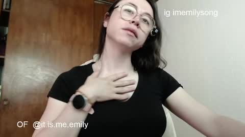 emily_pearl_ online show from 06.03.26