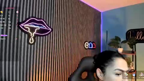 Snapshot of emily_roberts1 chatting on 07.17.26 Emily online show from 07.17.26