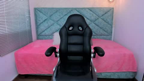 Emily online show from 05.01.26