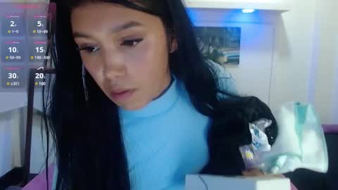       online show from 01.03.25