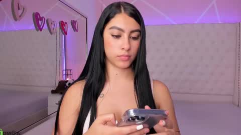 Snapshot of emily_roux chatting on 02.26.25 EMILY online show from 02.26.25