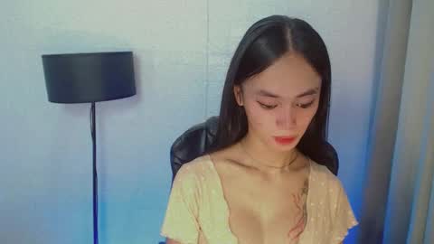 emily_sexyslut online show from 12.06.24