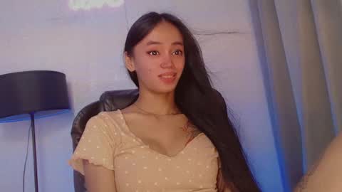 emily_sexyslut online show from 12.08.24