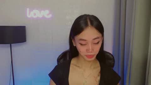 emily_sexyslut online show from 12.18.24