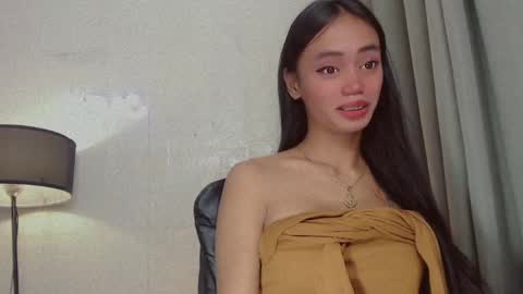 emily_sexyslut online show from 02.10.25