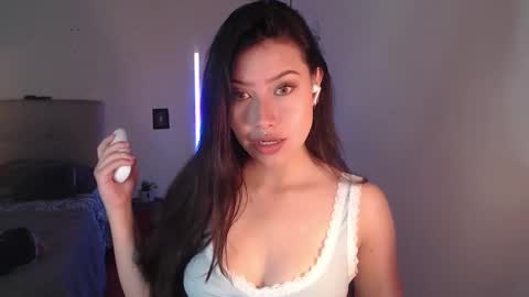 Emily  Swan online show from 01.15.25