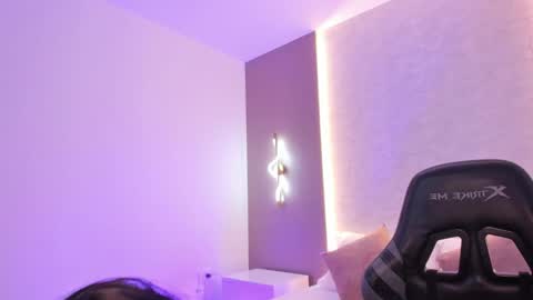 emily_tolson online show from 02.25.26