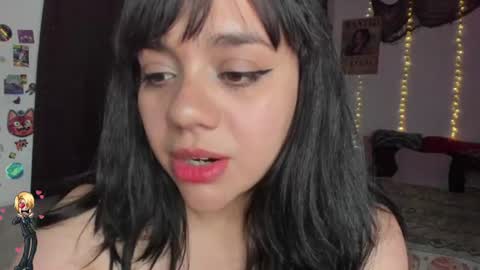 Snapshot of emily_vader chatting on 06.25.26 emily_vader online show from 06.25.26