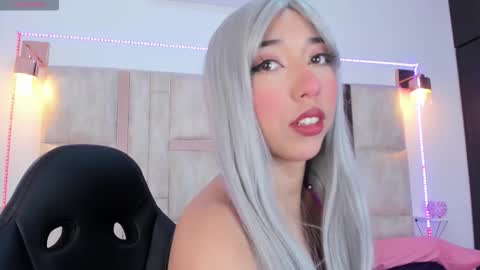 Snapshot of emily_walker4 chatting on 09.30.25 emily_walker4 online show from 09.30.25