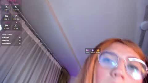 emily_warren__ online show from 03.11.25