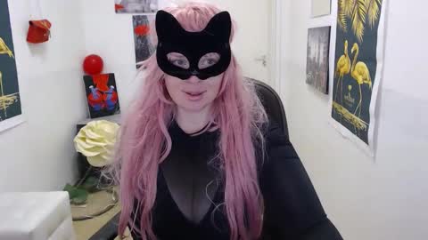 Emily online show from 02.02.25
