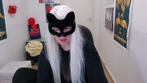Emily online show from 02.05.25