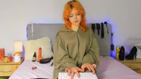 Snapshot of emilyangels chatting on 11.19.25 Baby Emelli online show from 11.19.25