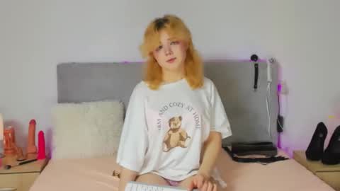 Snapshot of emilyangels chatting on 11.24.25 Baby Emelli online show from 11.24.25