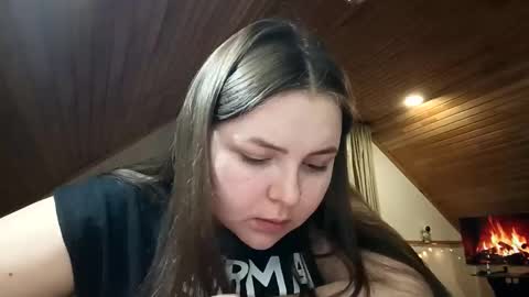 emilyar online show from 04.21.26