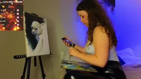 Snapshot of emilyart_ chatting on 12.21.24 artist Emily online show from 12.21.24
