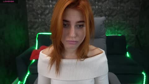 Snapshot of emilyfoxxi chatting on 12.05.24 Emily online show from 12.05.24