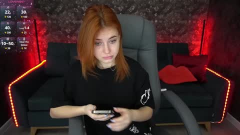 Snapshot of emilyfoxxi chatting on 01.06.25 Emily online show from 01.06.25