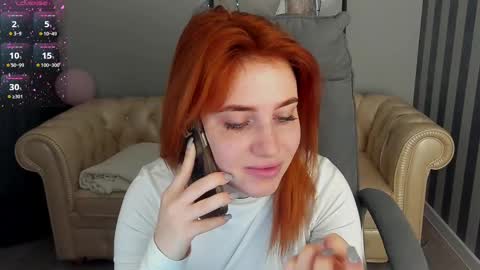 Snapshot of emilyfoxxi chatting on 03.10.25 Emily online show from 03.10.25