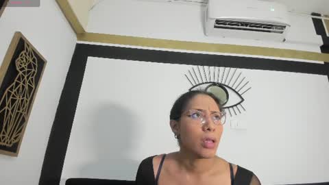 Snapshot of emilygomezz chatting on 07.18.26 Emily online show from 07.18.26