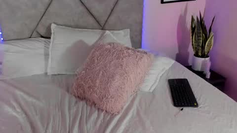 Emily online show from 01.05.26