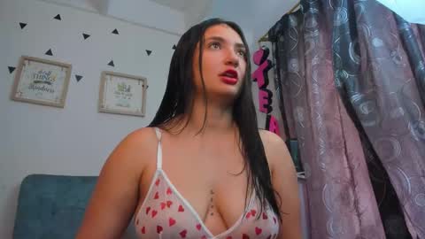 Emily Jang online show from 11.04.25