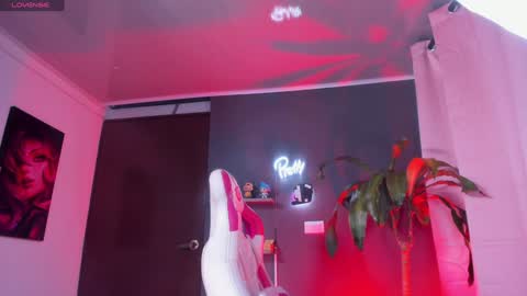 Emily Jhonson online show from 01.14.25